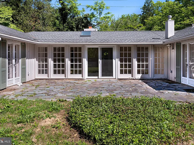 68 Mountain Ave — Photo 20