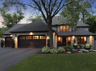 1050 Crest Ridge Ct, Mound, MN 55364