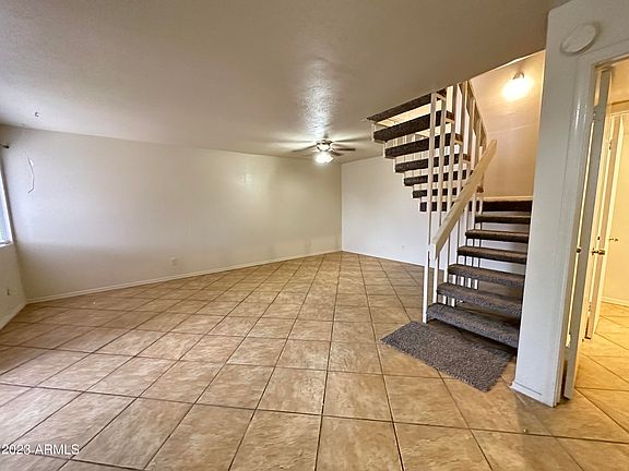 4th image of 6935 W DEVONSHIRE Avenue #1361