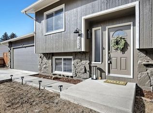825 Pear St, Fort Collins, CO 80521