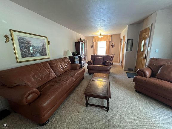 5th image of 6047 Hillside Avenue East Dr