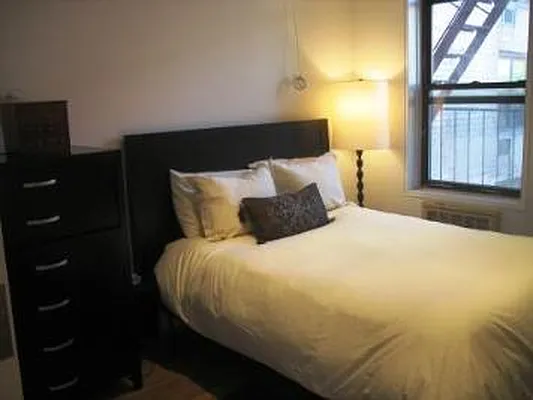 Rented by Corcoran | media 7