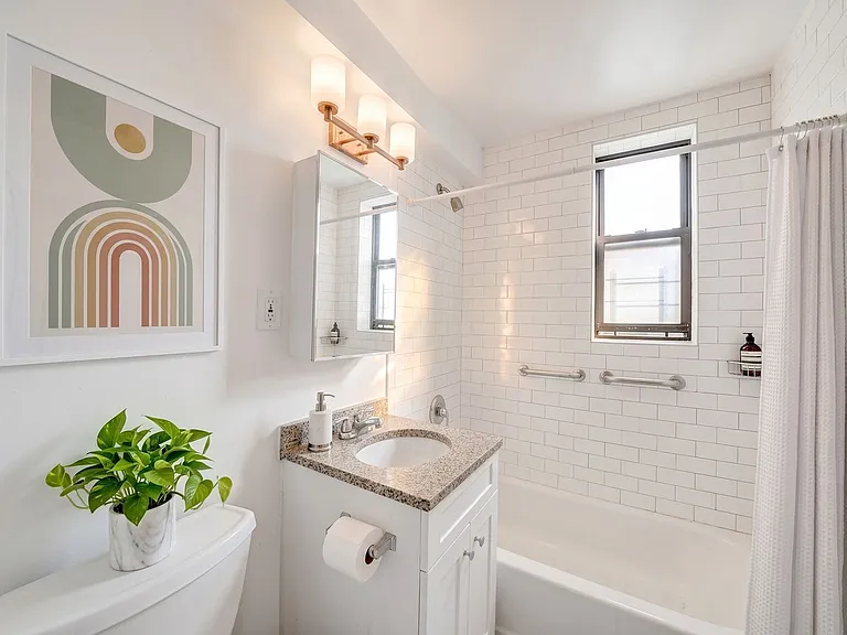 1201 Ocean Pkwy #2C — Photo 5