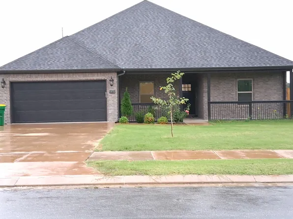 1971 Edgewood Rd, Bentonville, AR 72713