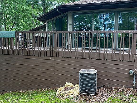5th image of 13578 Leack Dr NE