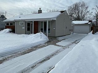 1028 Enola Rd, Grand Island, NY 14072