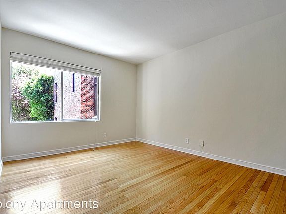 4th image of 2235 Broadway St #17