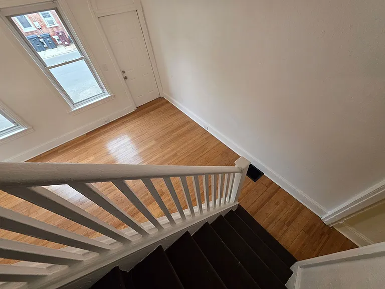 916 N Spruce St — Photo 8