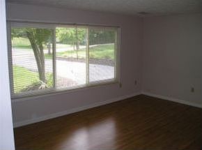 5th image of 4514 Ronald Dr