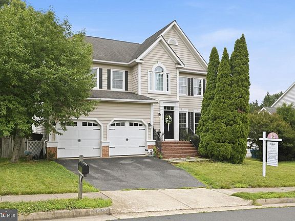 2nd image of 6513 Wheat Mill Way