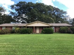 233 Vickie St, Millport, AL 35576