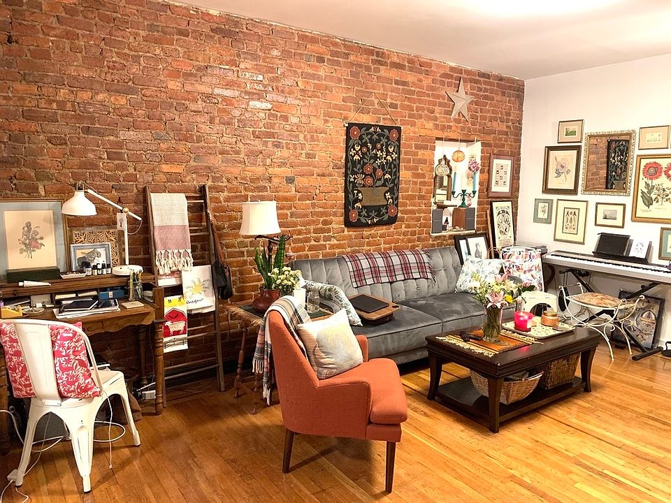 1st image of 382 7th Ave APT 3R