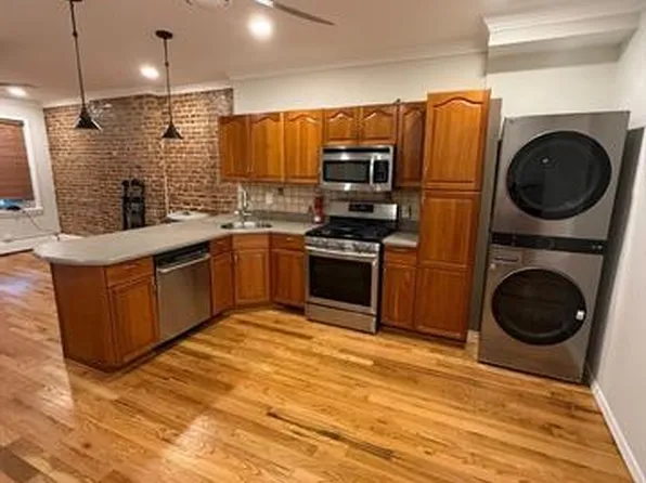 353 5th Street image 3 of 13