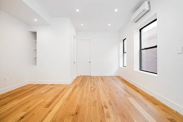 Rented by Bold New York | media 2