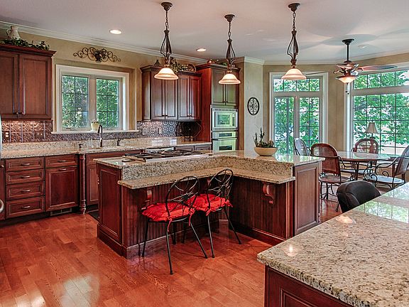 Open plan w'wide doorways