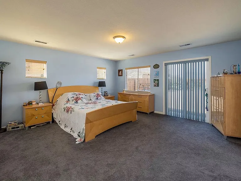 63 Columbia Dr — Photo 12