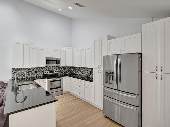 3rd image of 1353 Periwinkle Place