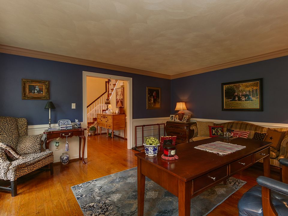 2nd image of 1412 Cobble Scott Way