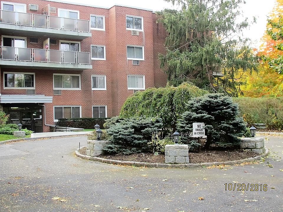 1st image of 372 Central Park Ave