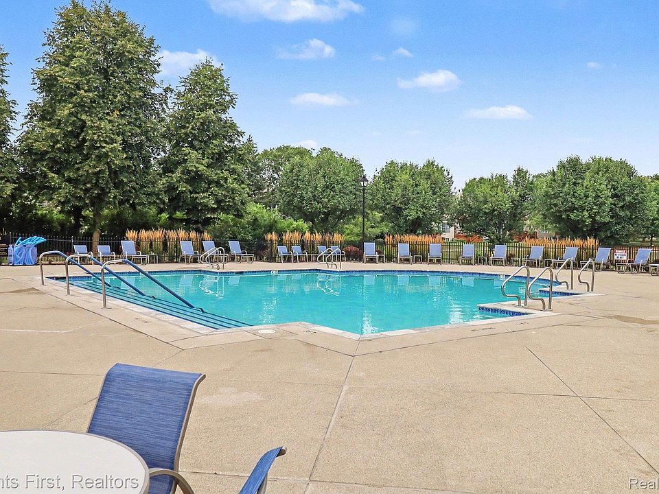 39489 Edgewater Dr, photo 29