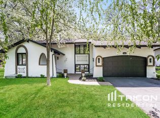 12911 Overlook Rd, Dayton, MN 55327