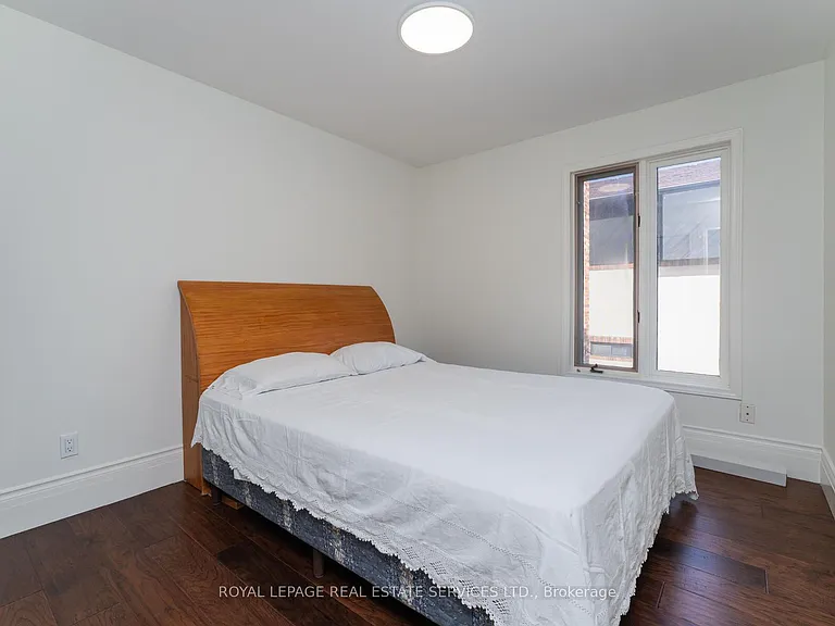 70 Shaftesbury Ave #4 — Photo 20