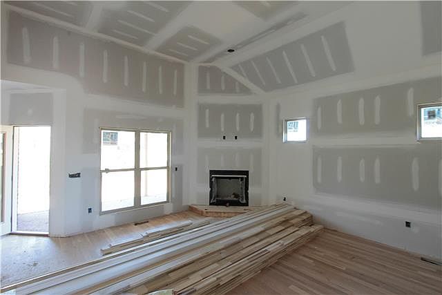 2nd image of 1072 Summerstar Cir #111