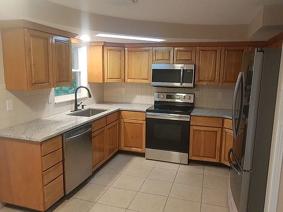 2nd image of 4327 Belleville Ave