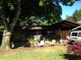 8201 45th Ave NE, Seattle, WA 98115