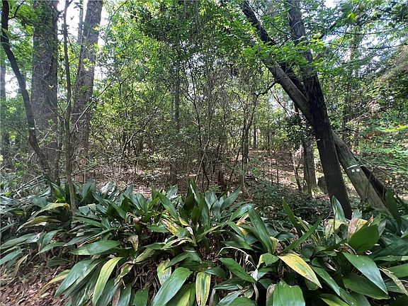 3rd image of 3548 Schillinger Rd S