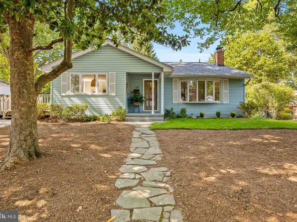18 Goodrich Rd, Annapolis, MD 21401