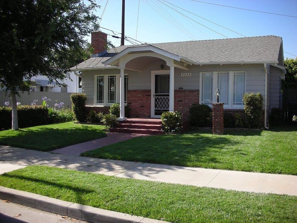 1st image of 4223 E 11th St