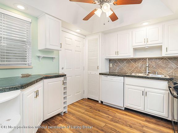 2nd image of 4500 N Flagler Dr APT D12
