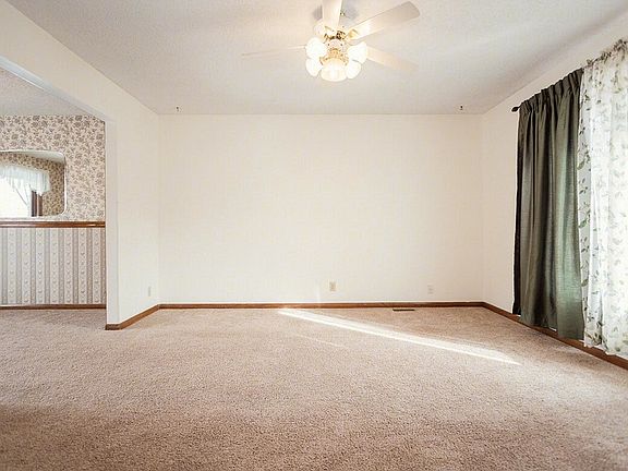 4th image of 6316 Tanglewood Ln