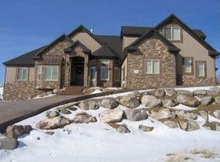 10826 S Summer Land Cv, South Jordan, UT 84095