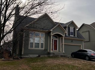 16645 W 156th Ter, Olathe, KS 66062