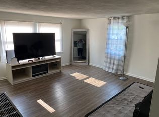 406 N Main St APT 2, Syracuse, NY 13212