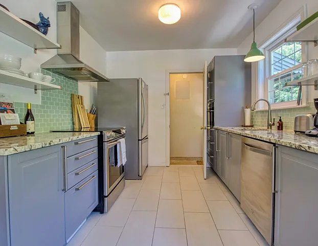 2 bed, 1200 sqft, $2,500 — Photo 3