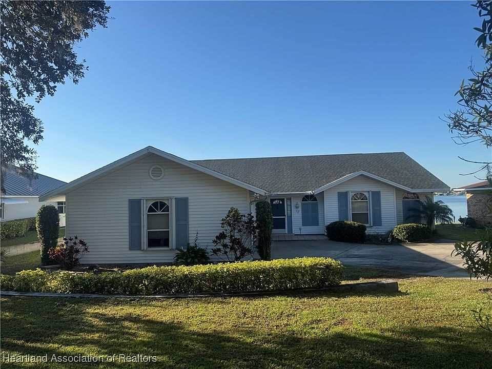 1st image of 318 Sirena Dr