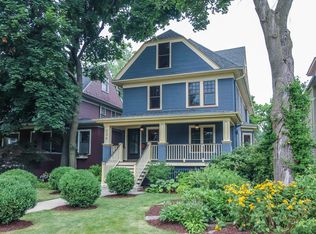 230 S Scoville Ave, Oak Park, IL 60302