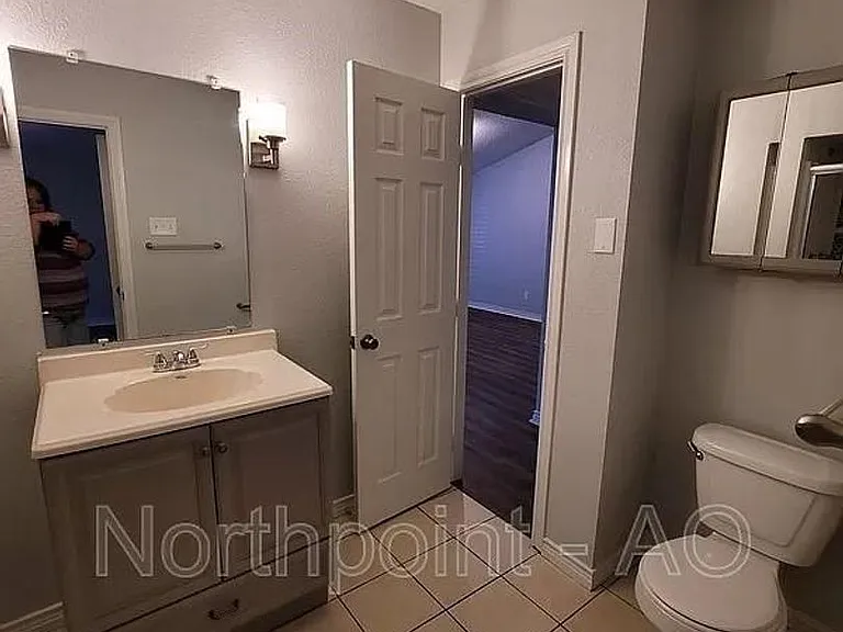 1362 Applegate Dr — Photo 17