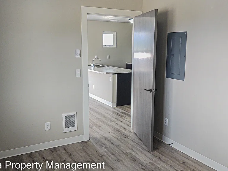 Jenny Place Apartments — Photo 7