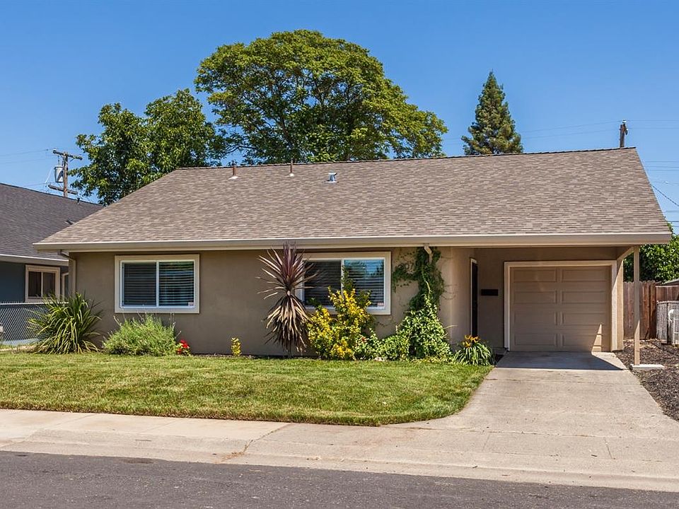 2nd image of 807 Beardsley Dr