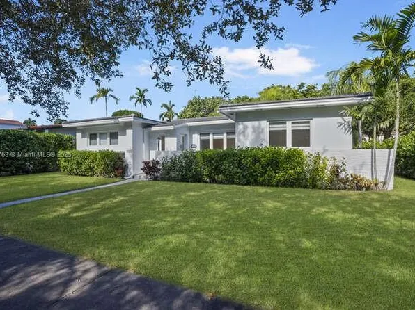 2830 De Soto Blvd, Coral Gables, FL 33134