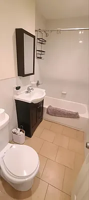 Rented by United Realty Equities | media 18