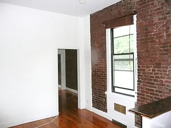 Rented by Sheila M Apfel, LREB