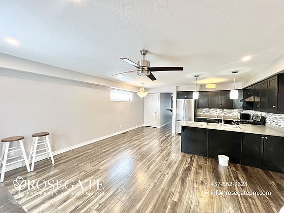 5th image of 816 Stonegate Dr #1