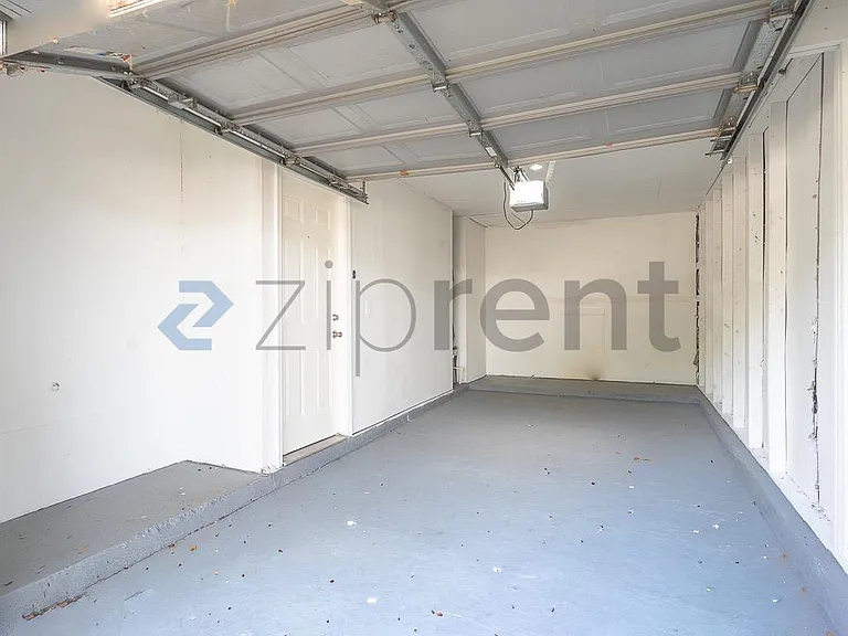 24022 Four Sixes Ln — Photo 19