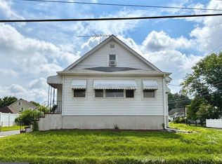 374 Sandalwood Ave, Hamilton, NJ 08619