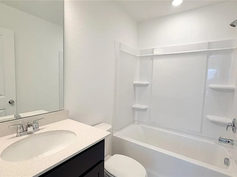 5694 Enchanted Meadow Aly #B — Photo 12